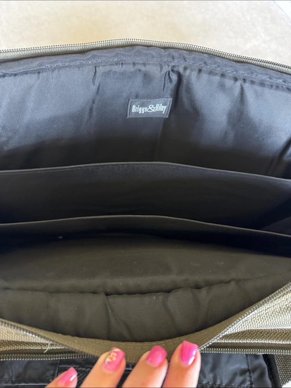 Briggs & Riley Travel ware 17’ Case messenger bag Laptop brief case Office Work